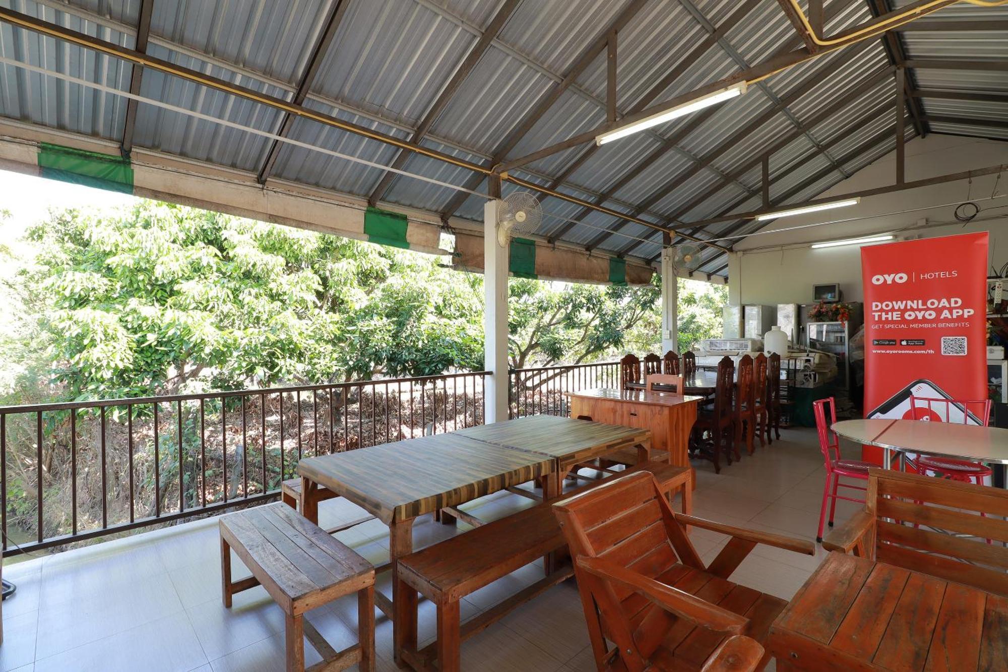 Oyo 553 Kongsup Resort Lamphun Luaran gambar
